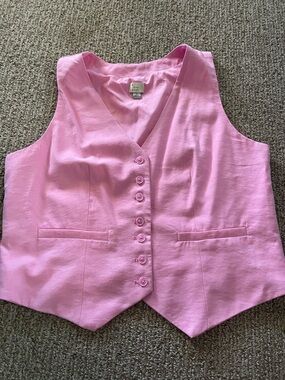 Tailored Pink Button-Front Women's Vest